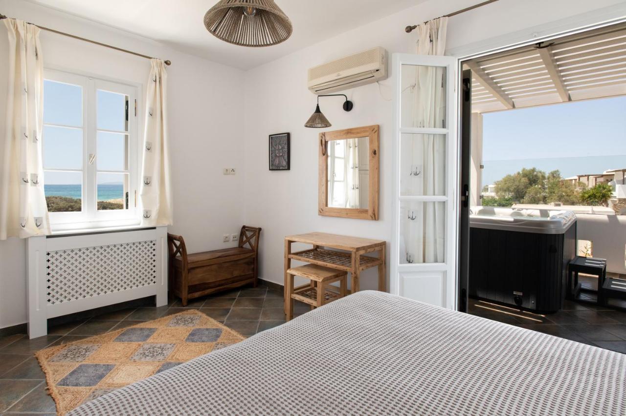 Sea Lilies Suites Plaka  Ngoại thất bức ảnh