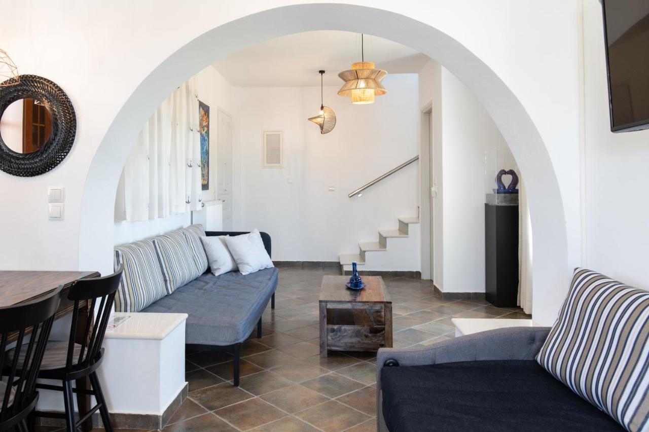 Sea Lilies Suites Plaka  Ngoại thất bức ảnh