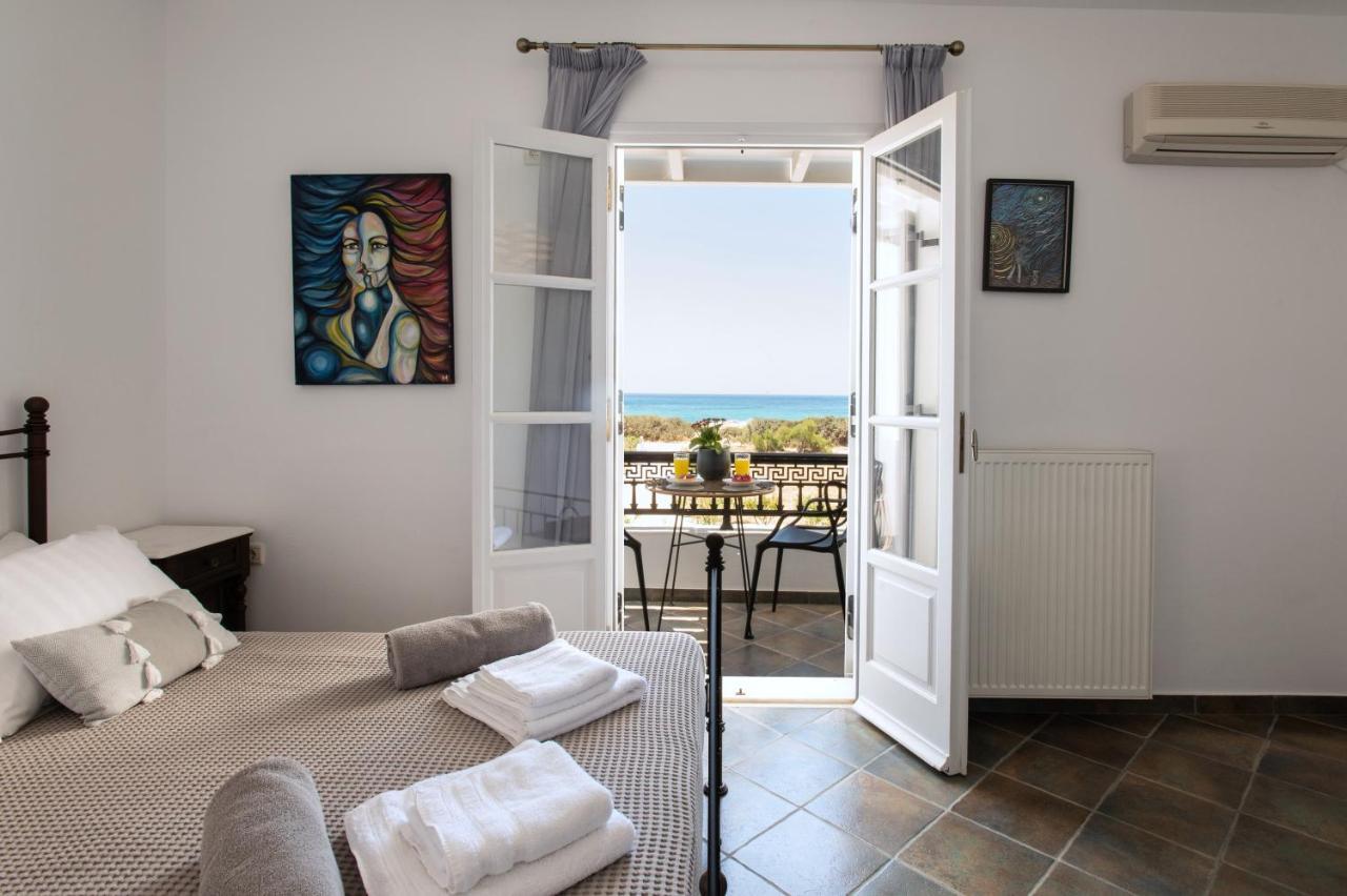 Sea Lilies Suites Plaka  Ngoại thất bức ảnh